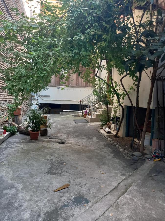 "Green Way" Guest House Tbilisi Ngoại thất bức ảnh