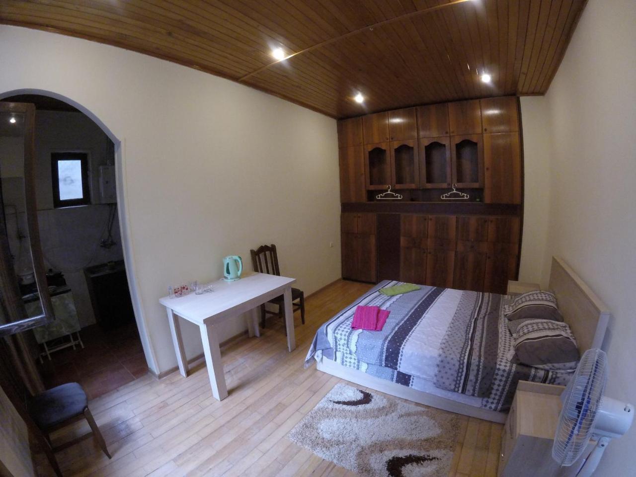 "Green Way" Guest House Tbilisi Ngoại thất bức ảnh