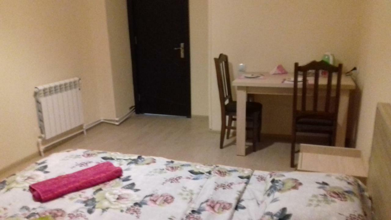 "Green Way" Guest House Tbilisi Ngoại thất bức ảnh